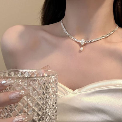 COLLAR CELESTE