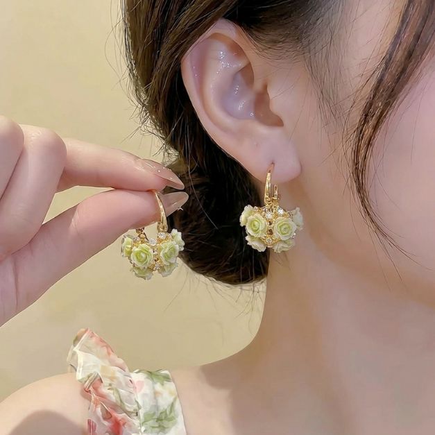 ARETES ROSEE
